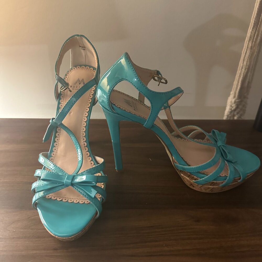 Shoe Dazzle Teal Ribbon Pumps Size 9
